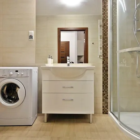 Polanki 코워브제크